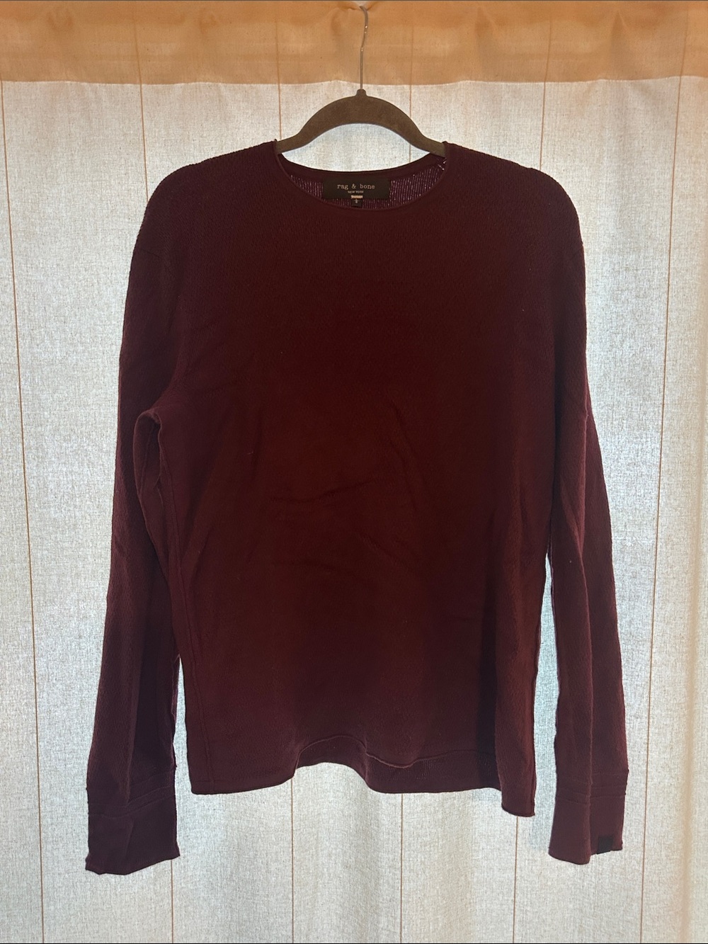 rag & bone Ribbed Crewneck Top in Deep Wine